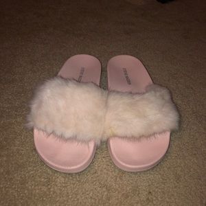Steve Madden slides